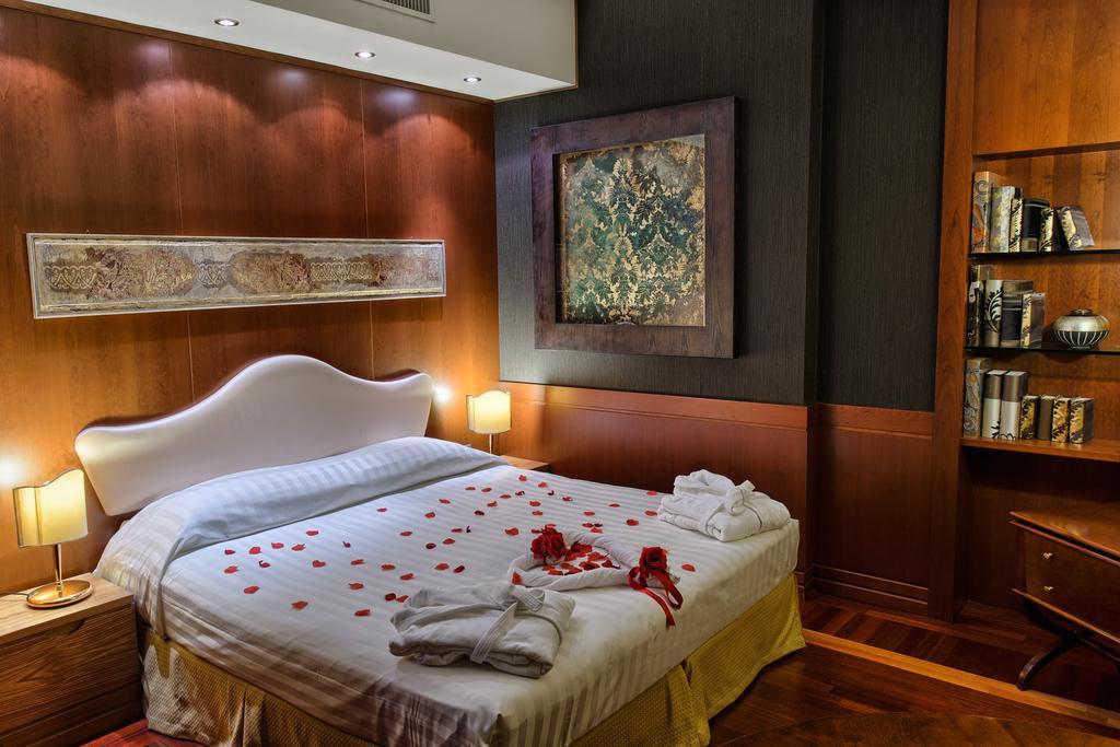 Hotel Bv Grand 4*